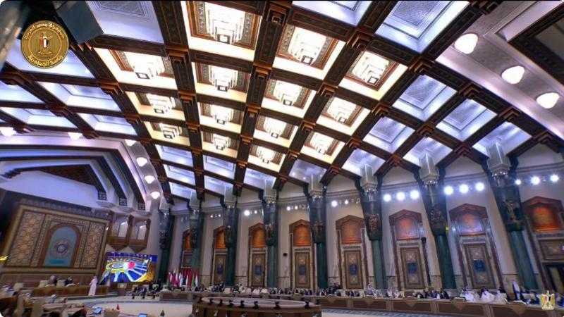 العليمي: الشعب اليمني يخوض معركة وجودية ضد الحوثيين.. ورئيس الصومال: القضية الفلسطينية اختبار حقيقي لوحدة الصف العربي