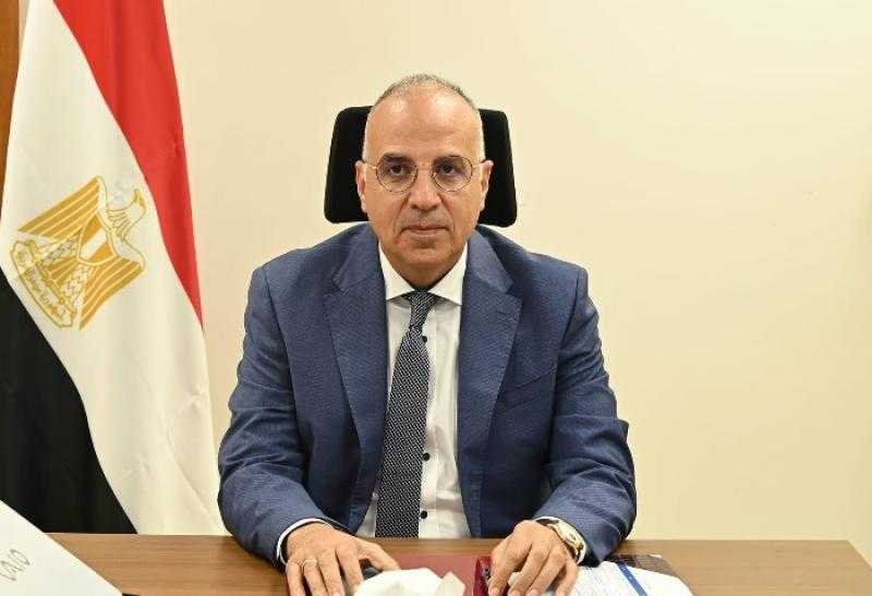 وزير الري يتابع مجهودات تسهيل إجراءات إصدار التراخيص الخاصة بالمياه الجوفية