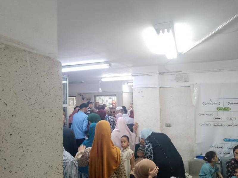 محافظ الدقهلية يجري زيارة مفاجئة إلى عيادة التأمين الصحي في جديلة