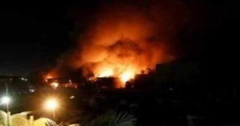 الدفع بـ 8 سيارات إطفاء لإخماد حريق مخازن لبيع السيراميك في مؤسسة الزكاة بالمرج