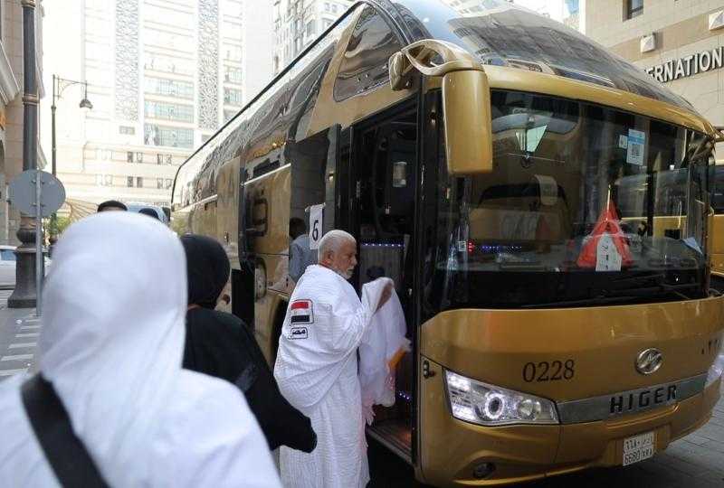 وصول أول 1000 حاج من بعثة القرعة إلى مكة المكرمة.. وإجراءات خاصة للحالات الإنسانية