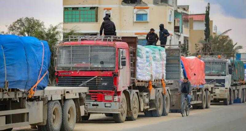 إعلام عبري: شركة أمريكية ستوزع مساعدات غزة عبر موظفين مسلحين