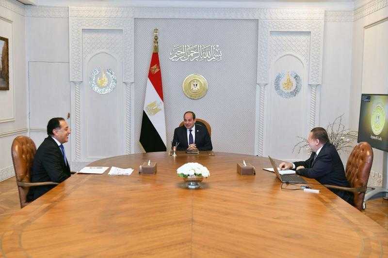 الرئيس السيسي يطلع على مؤشرات الاقتصاد وجهود الحكومة لتعزيز أداء القطاع المصرفي
