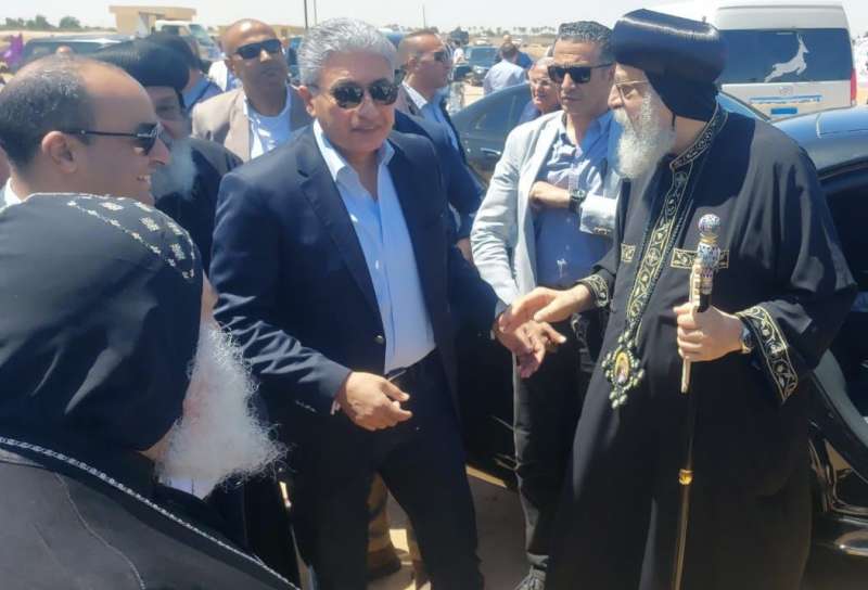 خط أحمر