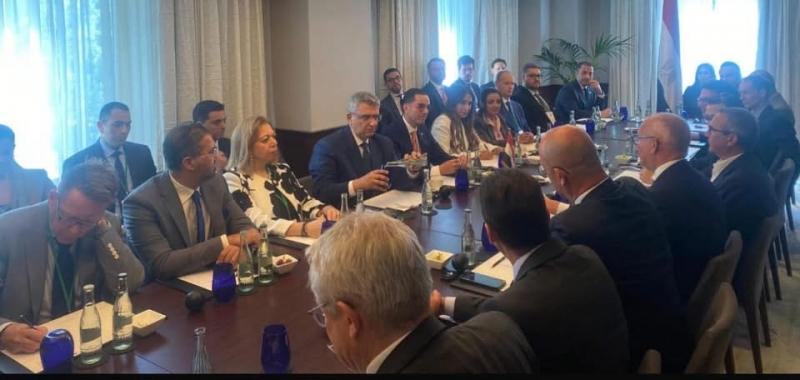 وزير الاستثمار يعقد لقاءً موسعًا مع رؤساء غرف التجارة العربية في ألمانيا