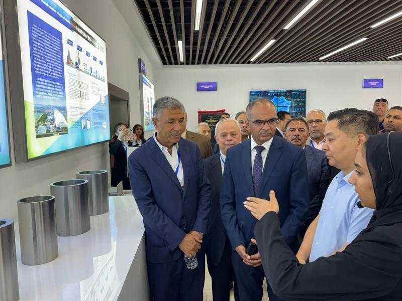 نائب وزير الإسكان يتفقد مصنع ”شين شينج” الصيني لمواسير الدكتايل باستثمارات 150 مليون دولار