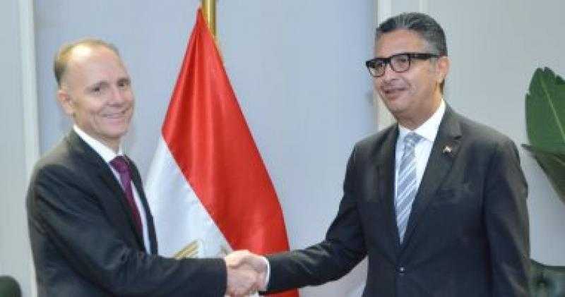 وزير التموين يبحث مع سفير بلغاريا بالقاهرة زيادة توريد القمح إلى مصر