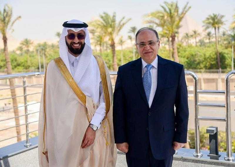 الدواء المصرية والسعودية للغذاء والدواء تبحثان توحيد الجهود التنظيمية وتوسيع التعاون الصناعي