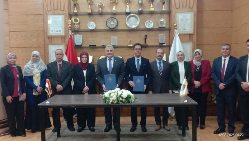 جهاز حماية وتنمية البحيرات والثروة السمكية يوقّع بروتوكول تعاون مع جامعة بنها