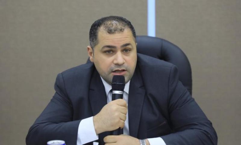 خط أحمر