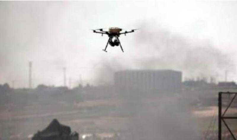 مسيرة إسرائيلية تلقى قنبلة على بلدة عيتا الشعب في جنوب لبنان