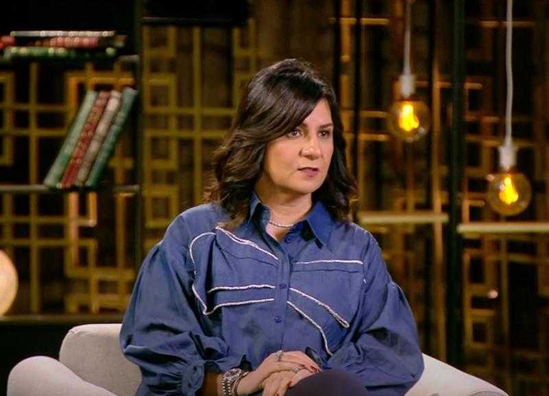 نبيلة مكرم عن أزمة ابنها: قررت اتشعبط في ربنا.. وابتلاء رامي كشف لي أنا جيت الدنيا ليه