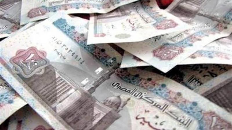 عائد الشهادات الادخارية متغيرة العائد ينخفض 1% بعد قرار المركزي
