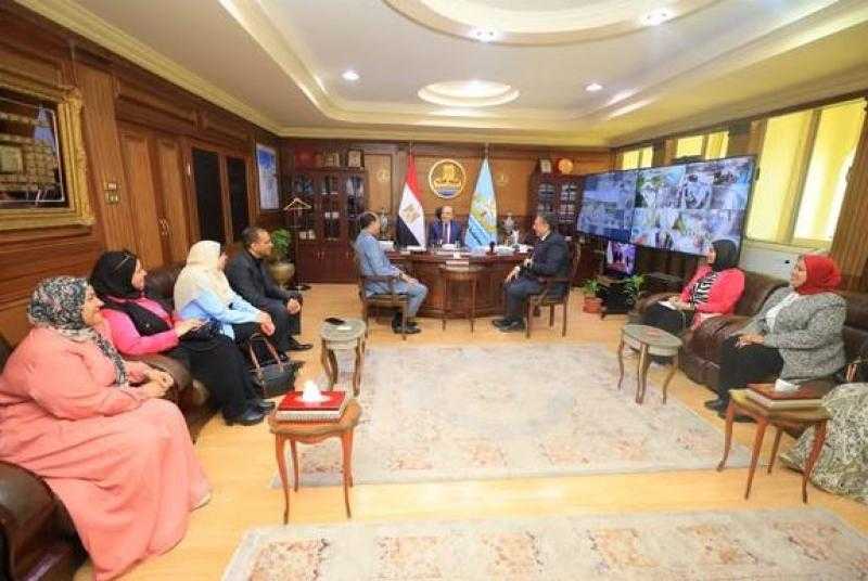 محافظ كفر الشيخ يبحث بدء فعاليات حملة «من بدري أمان» لدعم صحة المرأة