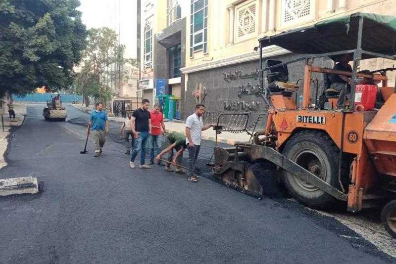 محافظ الغربية يتابع أعمال الرصف بكورنيش المحلة الجديد