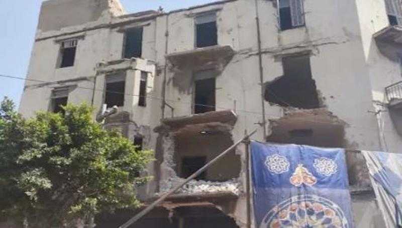 إزالة أجزاء من 6 عقارات آيلة للسقوط بالإسكندرية