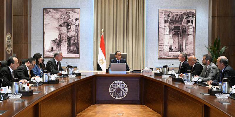 خط أحمر