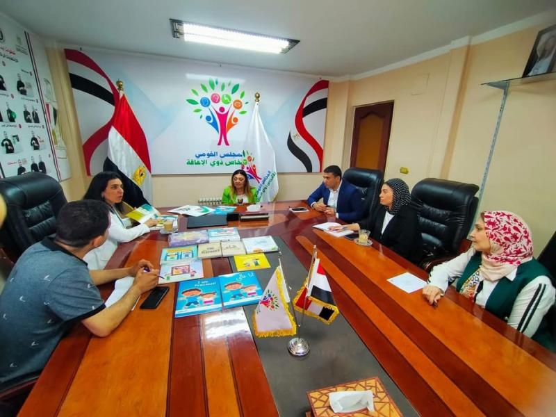 المشرف على ”القومي للأشخاص ذوي الإعاقة” تستقبل وفد من مؤسسة ”Safe Egypt” بمقر المجلس