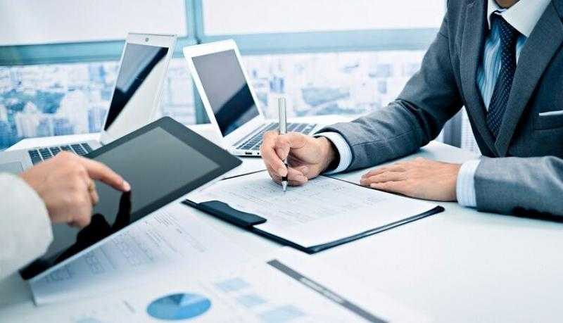 شروط وطريقة التقديم على برنامج التدريب الصيفي 2025 لطلبة الجامعات في 6 بنوك