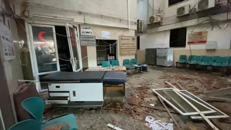 الاحتلال يقصف منازل سكنية بمحيط المستشفى الأوروبي شرقي خان يونس جنوبي قطاع غزة