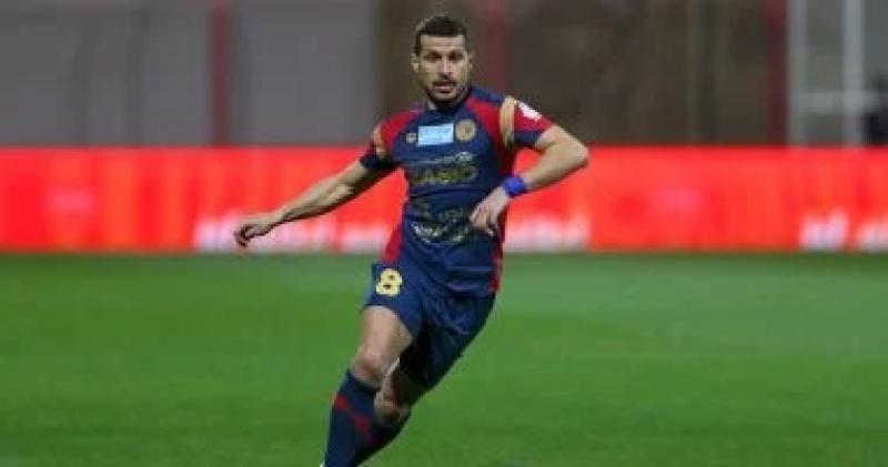 طارق حامد يعود إلى القاهرة خلال ساعات لحسم موقفه من الزمالك