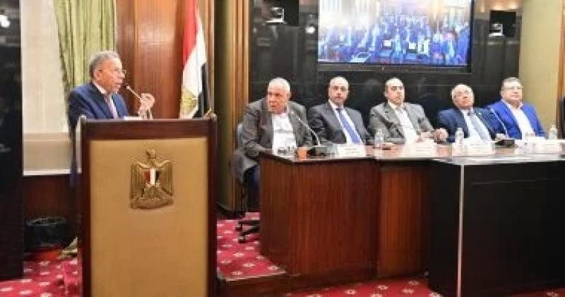 ممثل نقابة الصيادلة: لدينا 10.3 ألف صيدلية بنظام الإيجار القديم ونرفض القانون