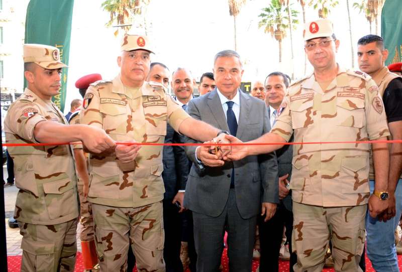 خط أحمر