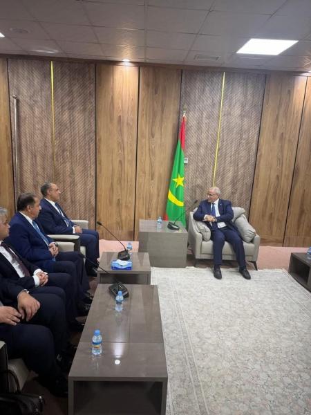 وزير الخارجية والهجرة يلتقي في نواكشوط برئيس البرلمان الموريتاني