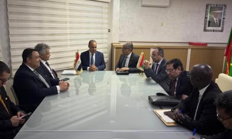 خط أحمر