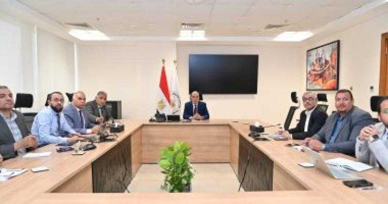 وزير الرى: إجراءات قانونية تجاه الزمامات المخالفة على ترعتى النصر والحمام