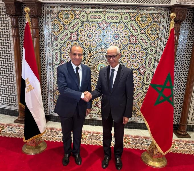 خط أحمر