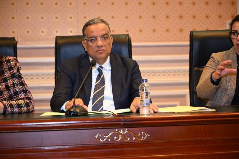 خط أحمر
