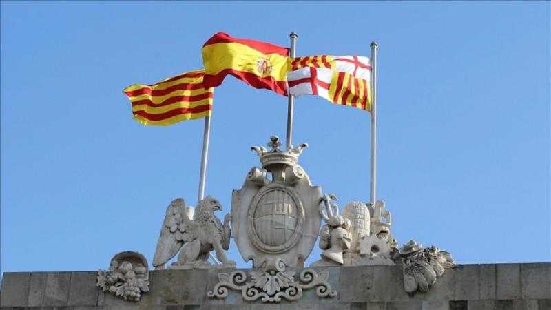 بلدية برشلونة تقطع علاقتها بإسرائيل وتجمد اتفاقية التوأمة مع تل أبيب