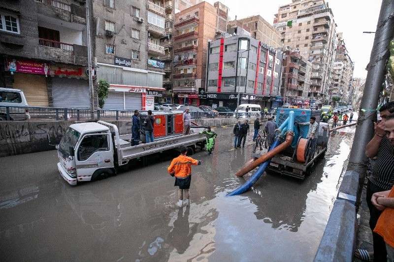 خط أحمر