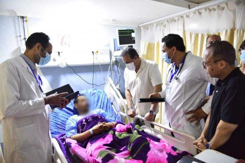 وزير الصحة يتفقد مستشفى الضبعة المركزي بمحافظة مطروح.. صور