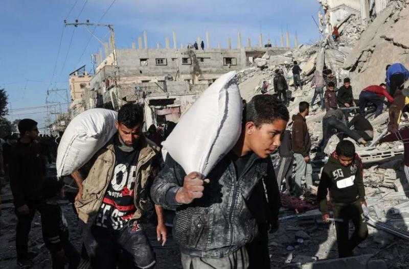 مجزرة المساعدات.. حماس تطالب باتخاذ قرارات عاجلة تُجبر الاحتلال على وقف هذه الآلية الدموية