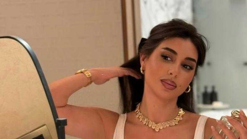 بالأبيض.. ياسمين صبري تخطف الأنظار بإطلالة لافتة