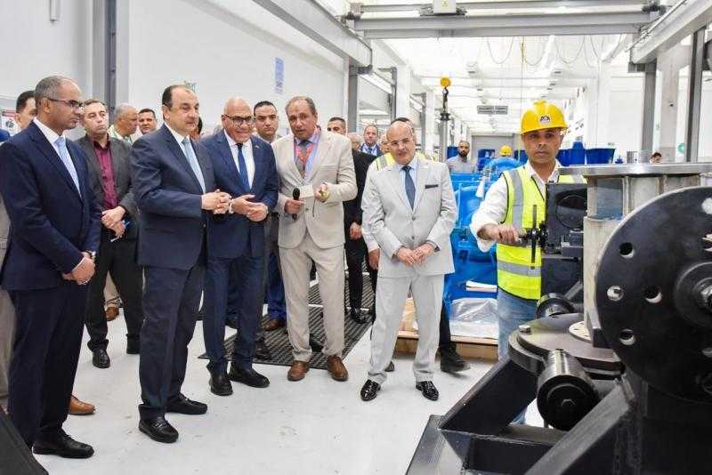 وزير قطاع الأعمال: الشراكة مع القطاع الخاص أداة فعالة في توطين التكنولوجيا الصناعية