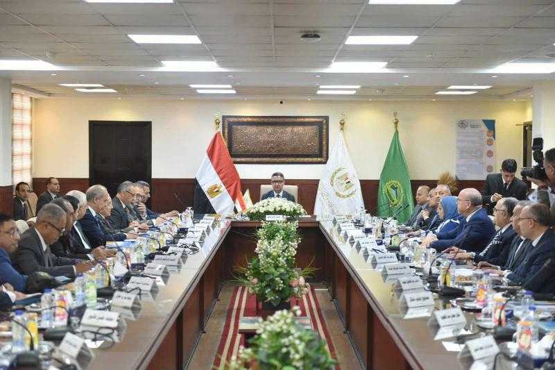 وزير التموين يترأس اجتماع الجمعية العامة للشركة القابضة للصوامع لمناقشة خطة العام الجديد
