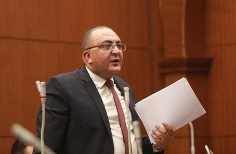 خط أحمر