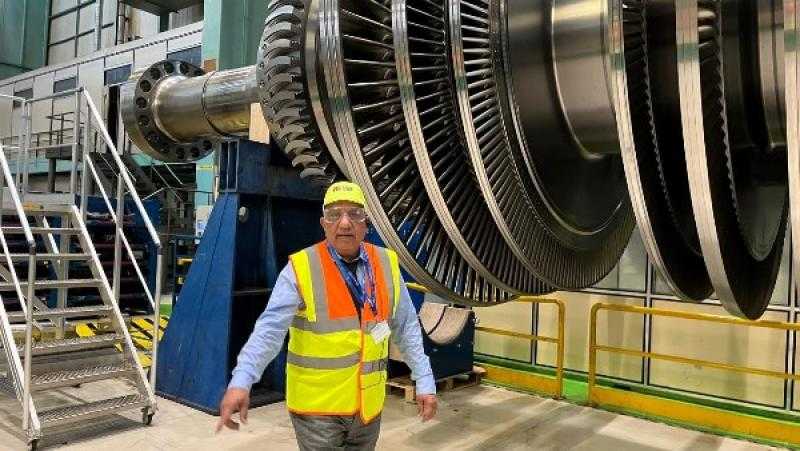 وزير الكهرباء يتابع تصنيع مهمات وتوربينات مفاعلات محطة الضبعة النووية بفرنسا