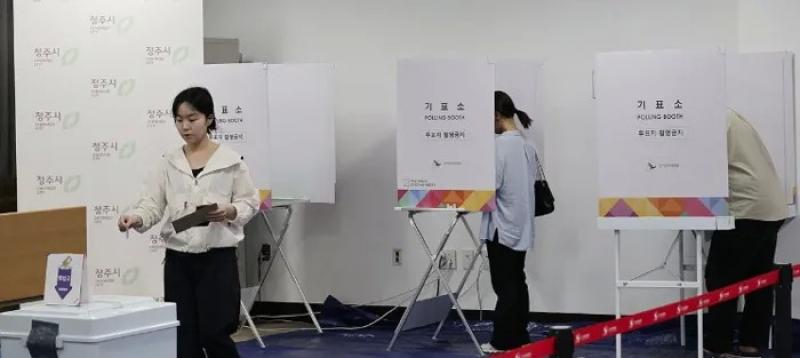 بدء التصويت في الانتخابات الرئاسية بكوريا الجنوبية
