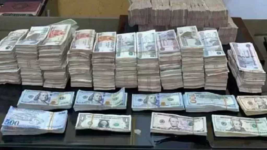 ضبط قضايا اتجار في العملة الأجنبية بقيمة 7 ملايين جنيه خلال 24 ساعة