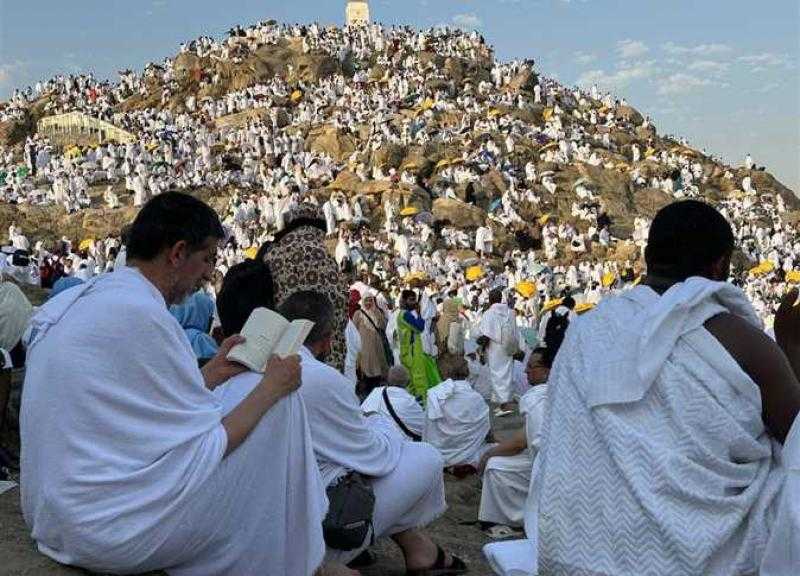 بدء تصعيد حجاج القرعة للوقوف بعرفات وأداء الركن الأعظم من الحج