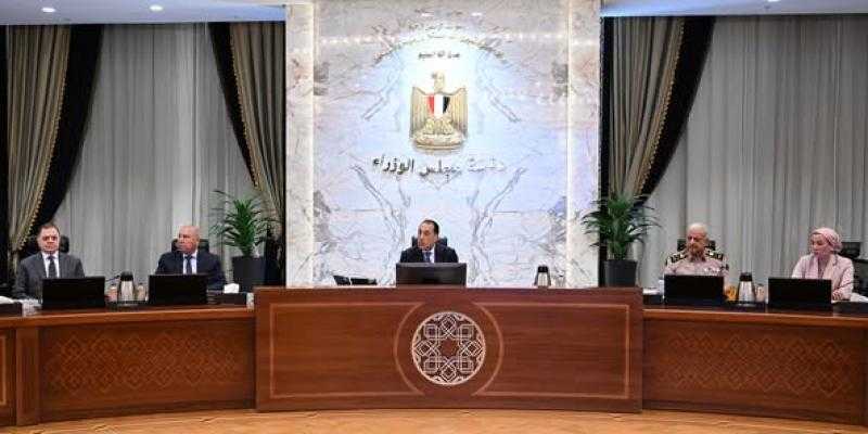 رئيس الوزراء يشدد على ضرورة التصدى لأية محاولات للتعدى على الأراضى الزراعية