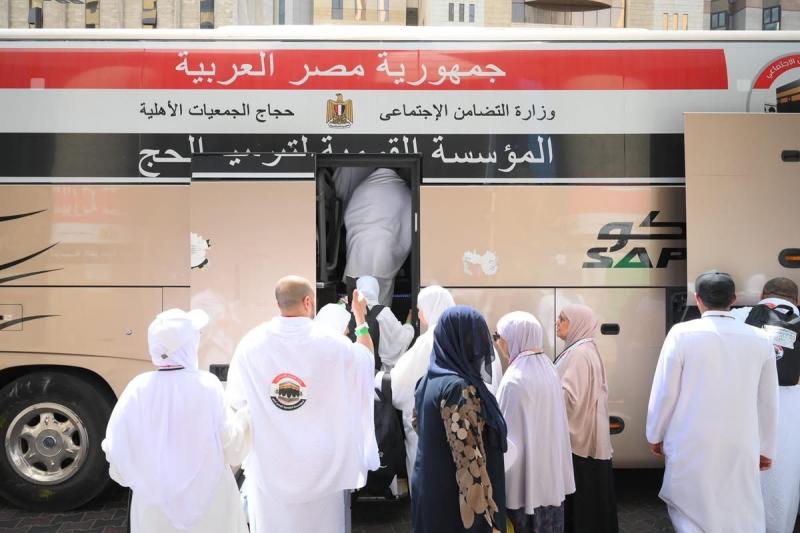 التضامن الاجتماعي: بدء تصعيد حجاج الجمعيات الأهلية إلى مشعر عرفات