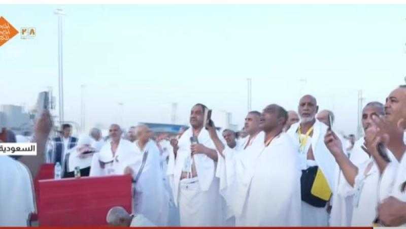 ضيوف الرحمن يتدفقون إلى المشاعر المقدسة من شتى بقاع الأرض