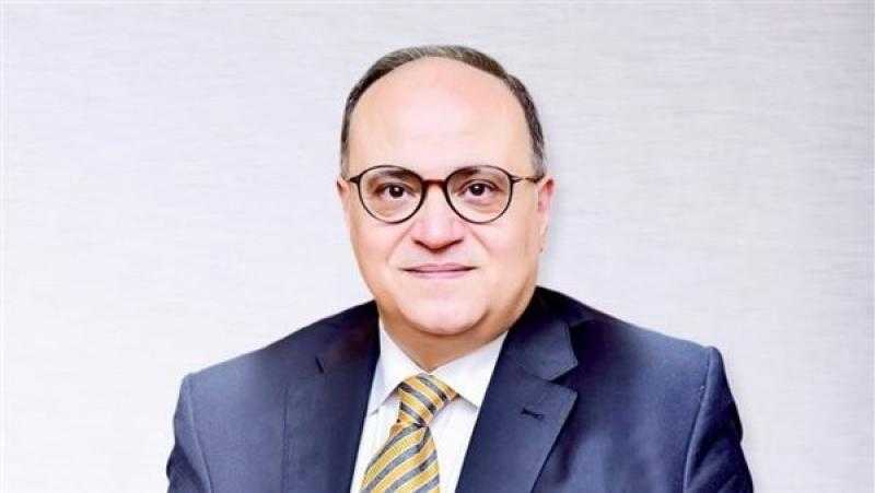 رئيس هيئة الدواء المصرية يعقد اجتماعًا مع ممثلي شركات توزيع الأدوية