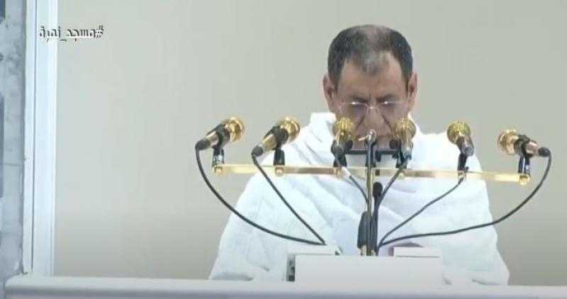 خطيب عرفة يدعو الله لنصرة فلسطين وإغاثتها