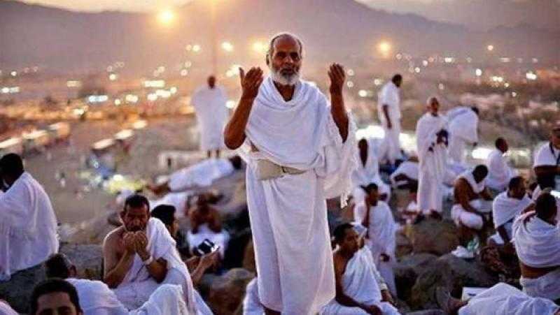 هل يجوز الدعاء على الأشخاص خلال الوقوف بعرفة؟ تفاصيل